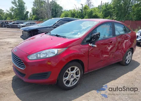 2015 Ford Fiesta Se из США, поврежденный, VIN 3FADP4BJ8FM224235